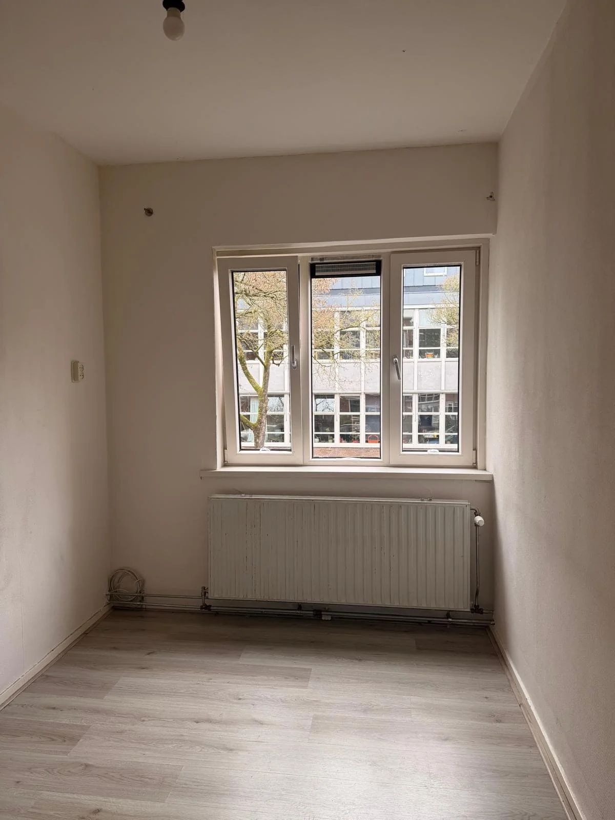 Foto van de Kamer gelegen aan de Professor Enno Dirk Wiersmastraat in Groningen