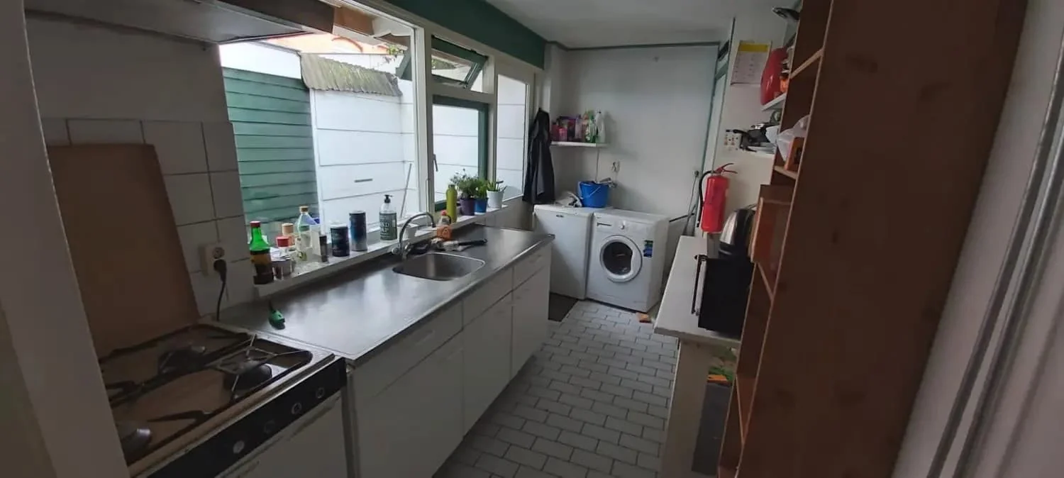 Foto van de Kamer gelegen aan de 1e Saskiadwarsstraat in Leeuwarden