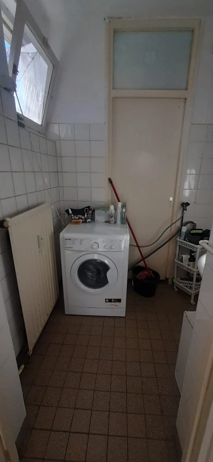 Foto van de Kamer gelegen aan de Blondeelstraat in Rotterdam