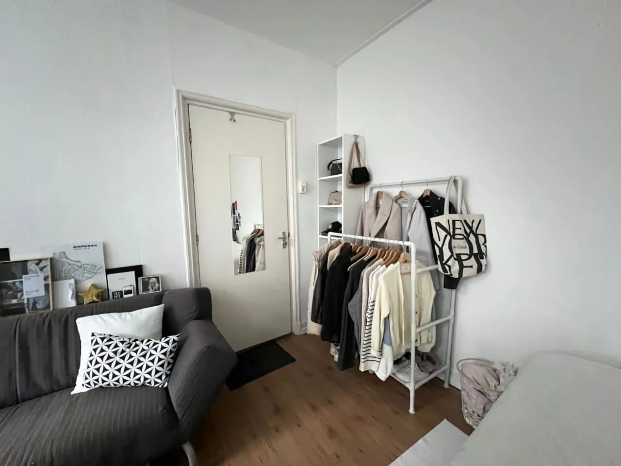 Foto van de Kamer gelegen aan de Pieter de Swartstraat in Leeuwarden