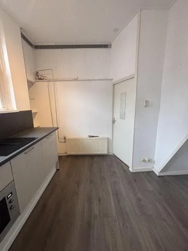 Foto van de Kamer gelegen aan de Van Julsinghastraat in Groningen