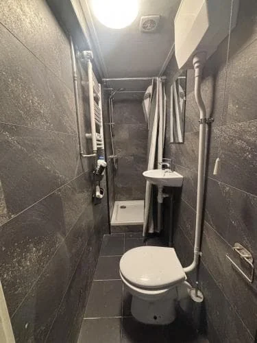 Foto van de Kamer gelegen aan de Van Julsinghastraat in Groningen