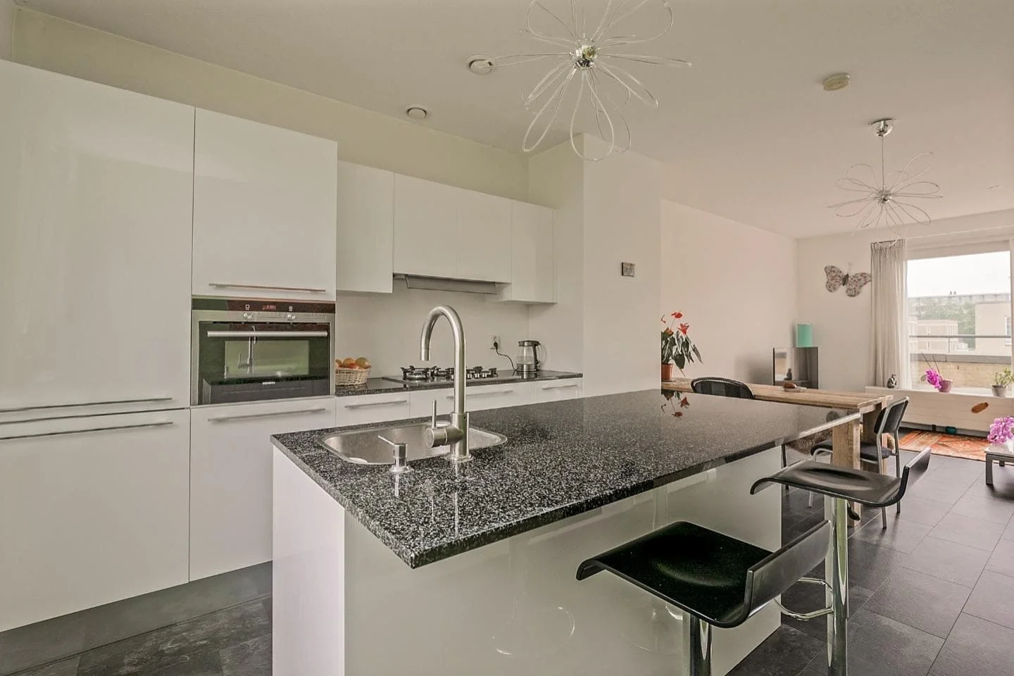 Foto van de Kamer gelegen aan de Vignolahof in Rotterdam