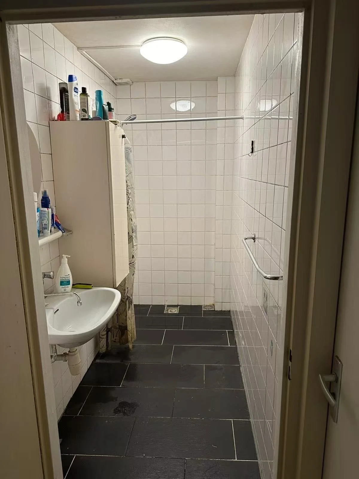 Foto van de Kamer gelegen aan de Barnsteenstraat in Groningen