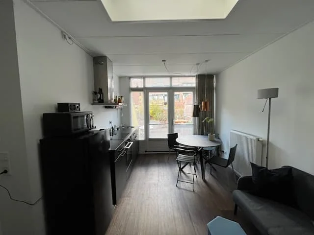 geblurde versie van de foto als achtergrond