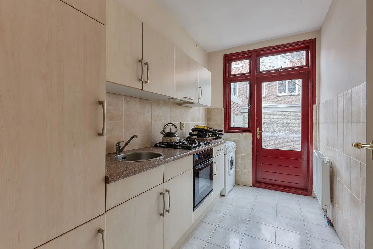 Foto van de Kamer gelegen aan de Van Vlotenstraat in Den Haag