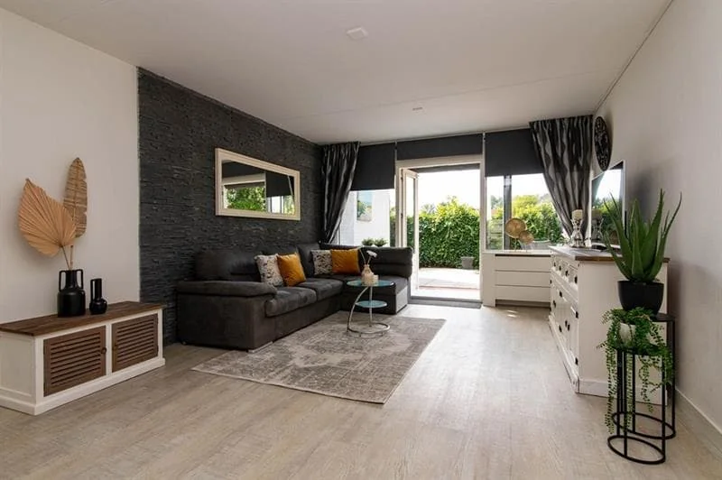 geblurde versie van de foto als achtergrond