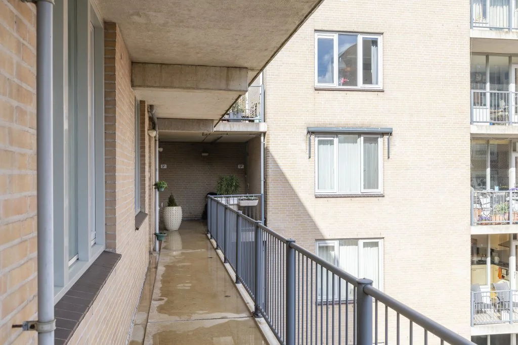 Foto van de Appartement gelegen aan de Waterlooplein in Amsterdam