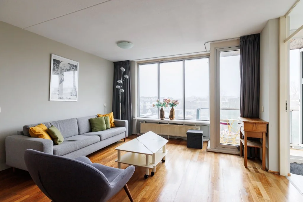 geblurde versie van de foto als achtergrond