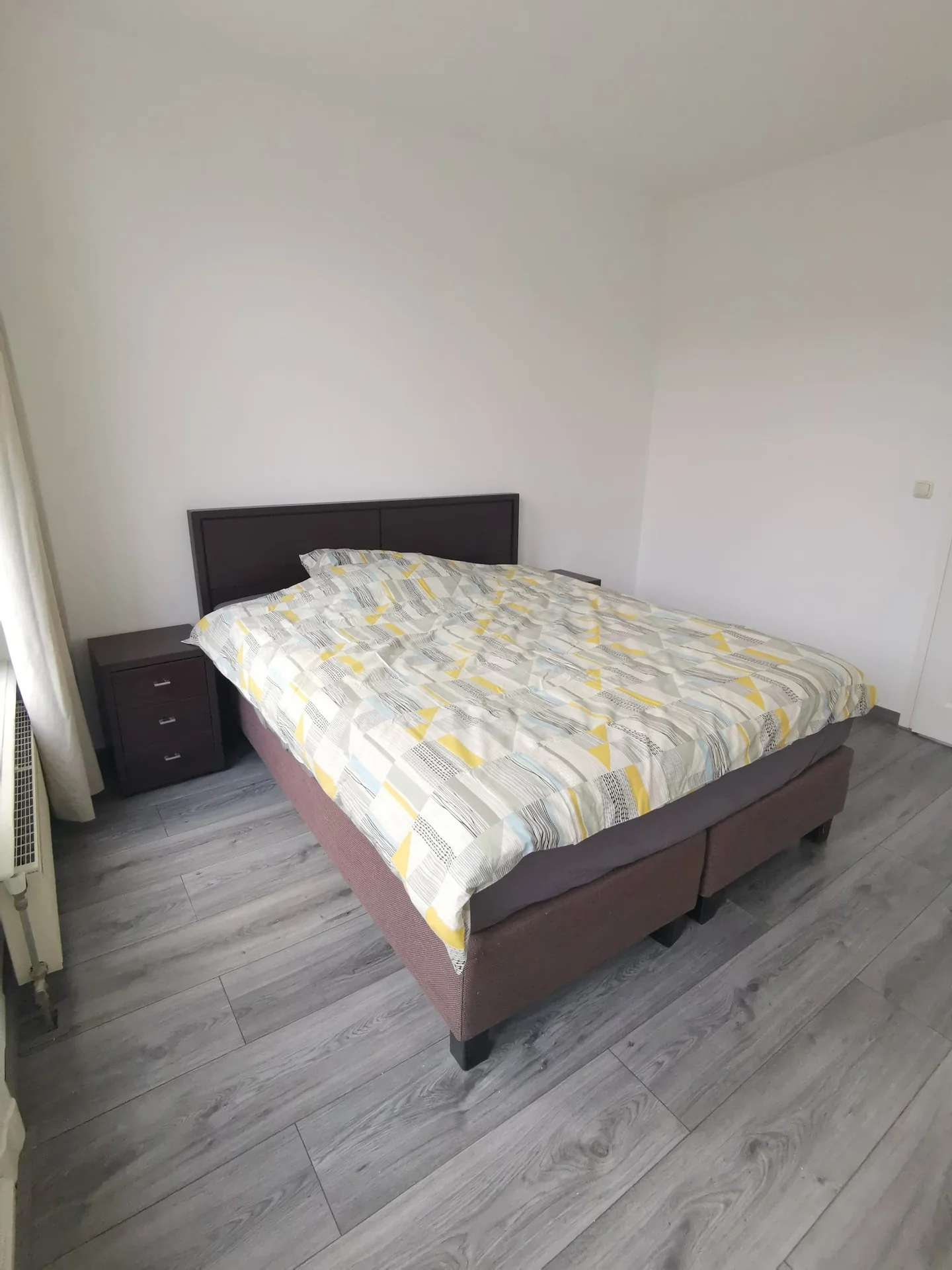 Foto van de Kamer gelegen aan de Derde Kostverlorenkade in Amsterdam