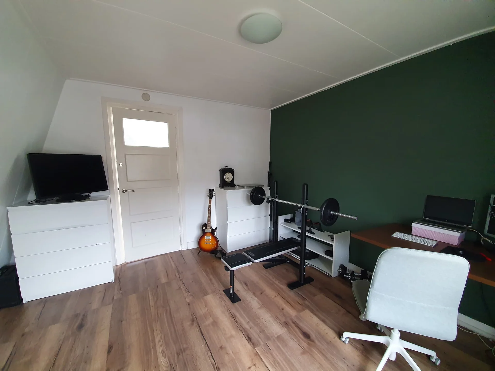 Foto van de Kamer gelegen aan de Friesestraatweg in Groningen