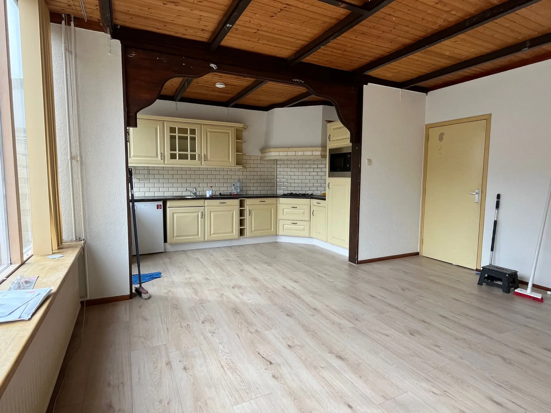 geblurde versie van de foto als achtergrond