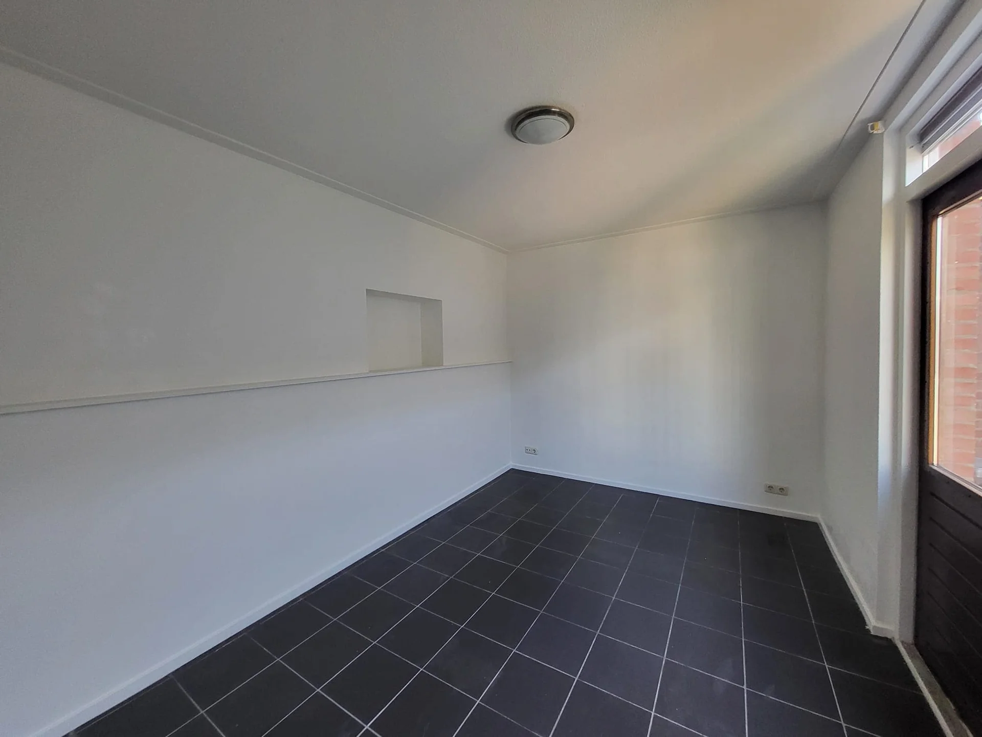 Foto van de Kamer gelegen aan de Willem Lorestraat in Leeuwarden