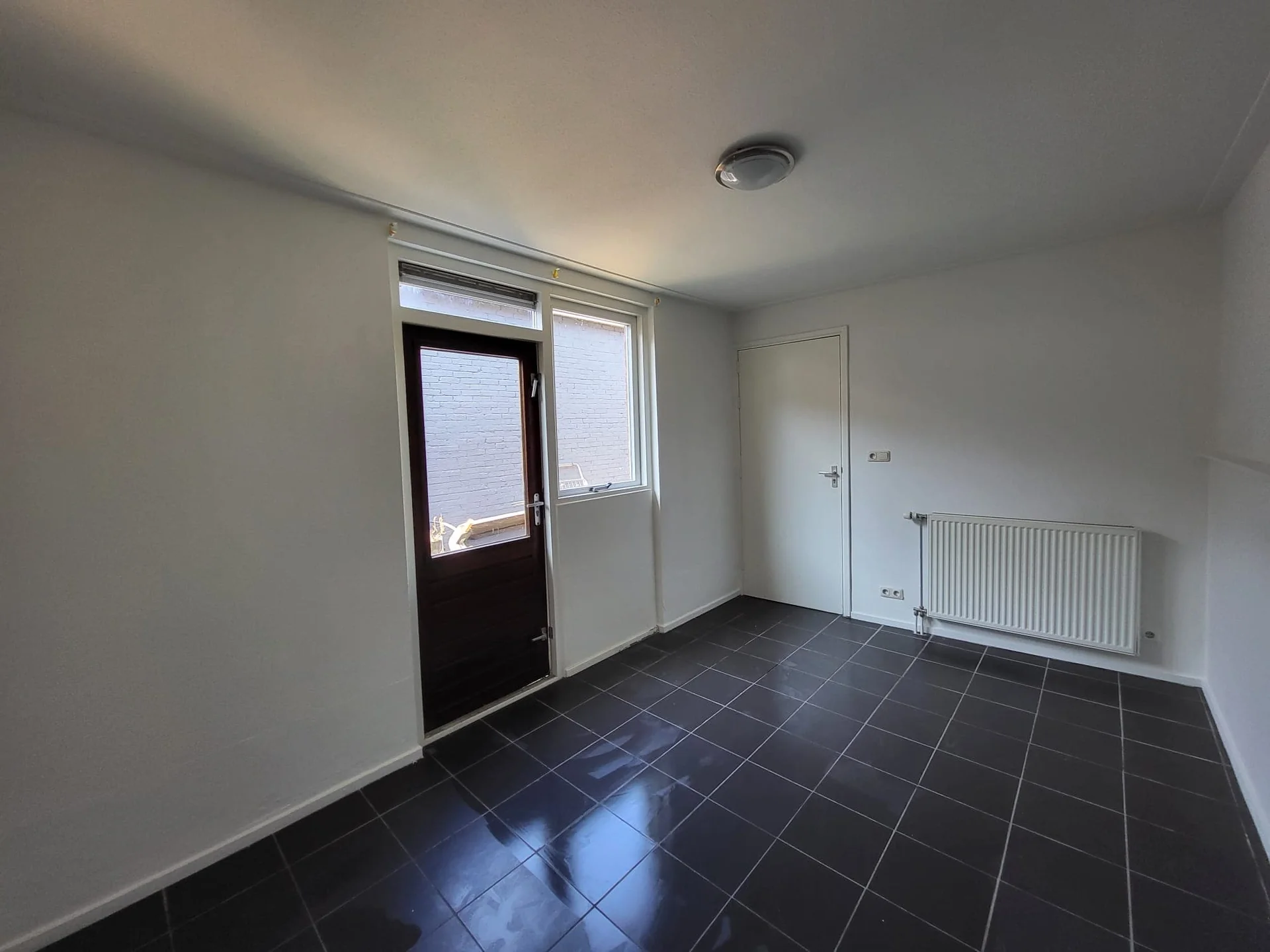 Foto van de Kamer gelegen aan de Willem Lorestraat in Leeuwarden