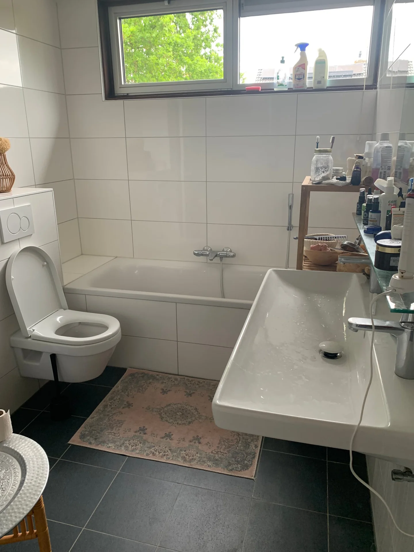 geblurde versie van de foto als achtergrond