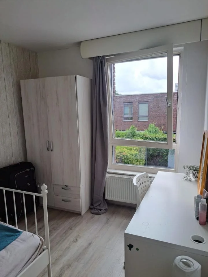 Foto van de Kamer gelegen aan de Andrej Sacharowstraat in Den Haag