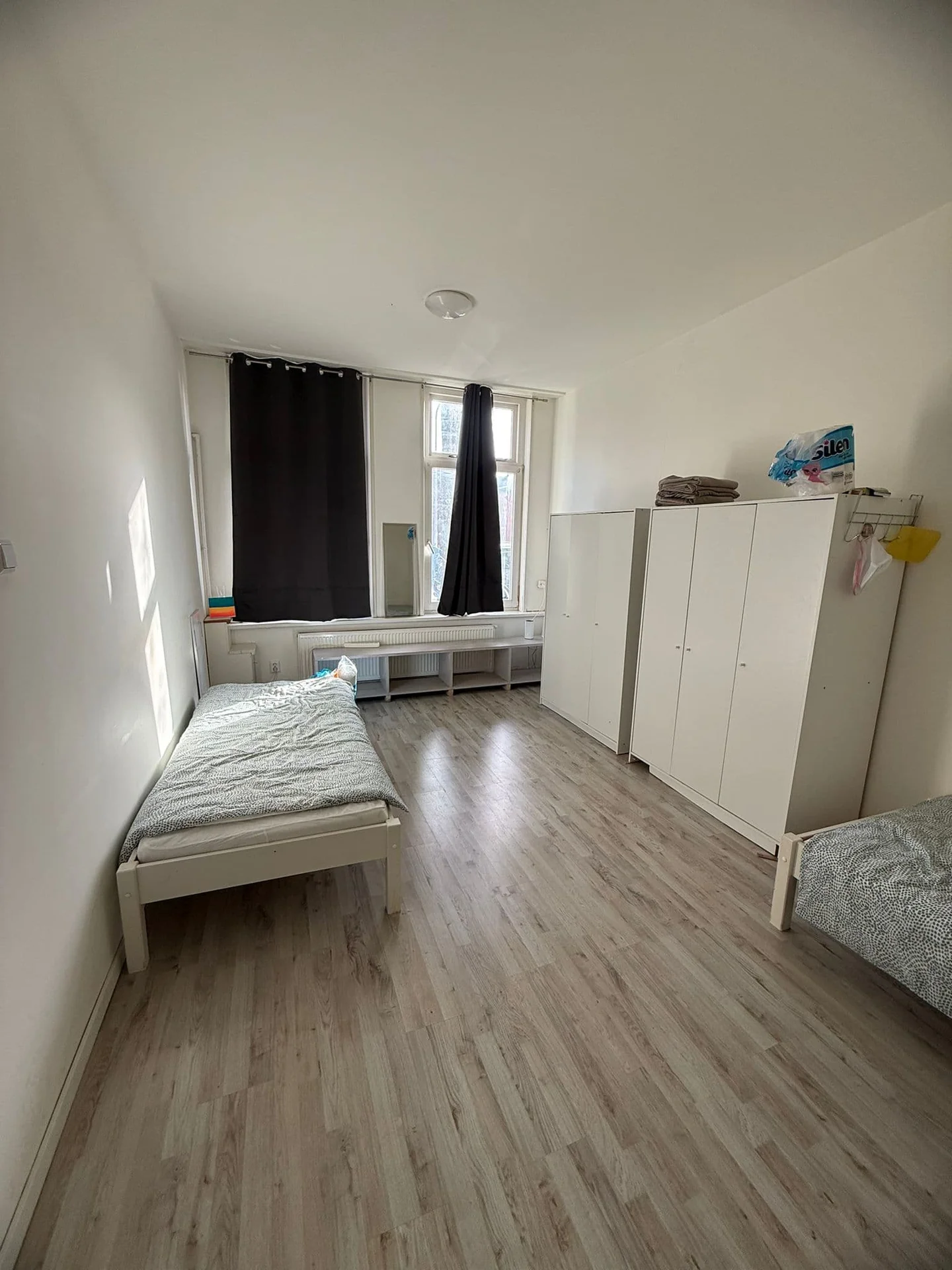 Foto van de Kamer gelegen aan de Rozenburgstraat in Den Haag