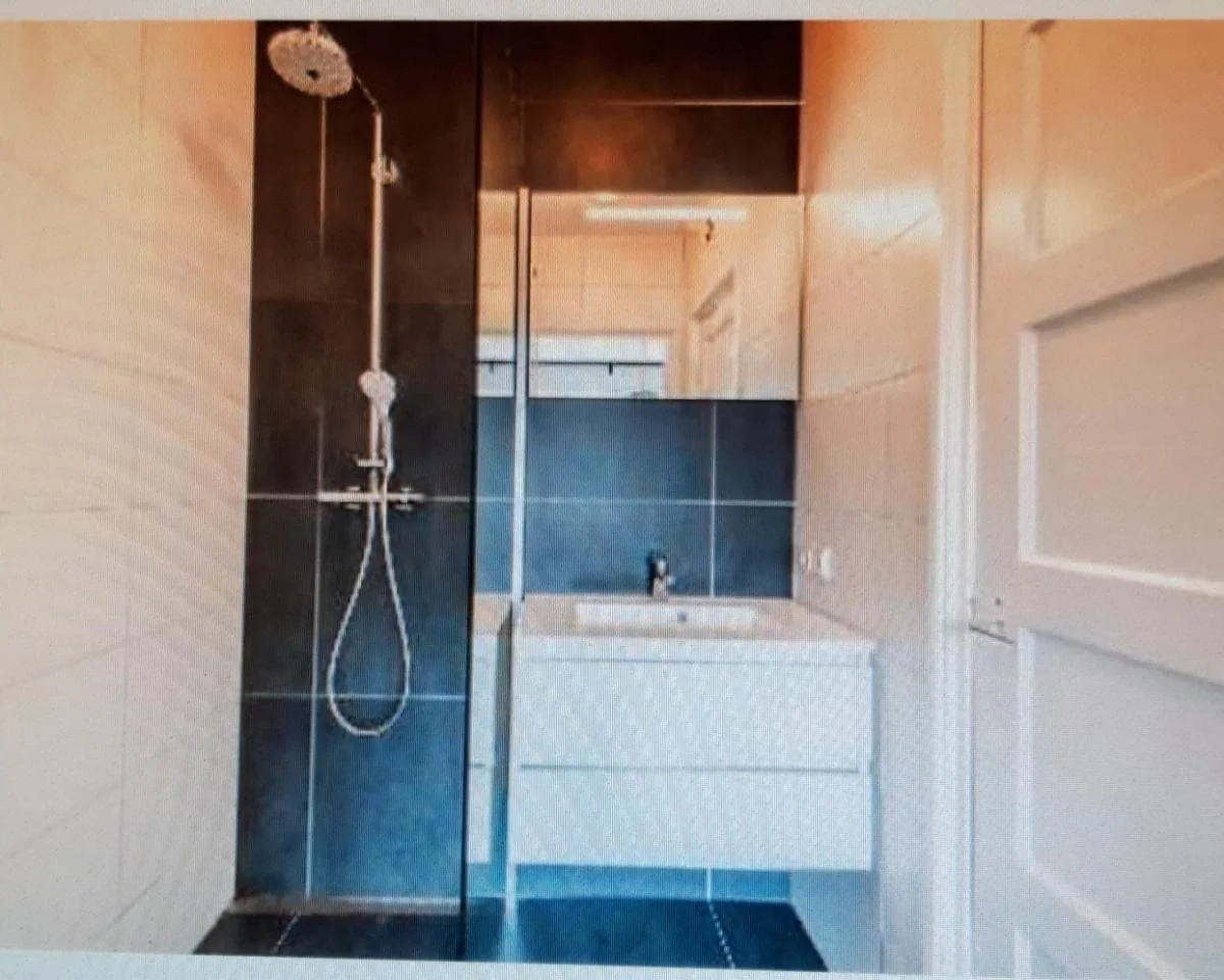 Foto van de Kamer gelegen aan de Linnaeusparkweg in Amsterdam