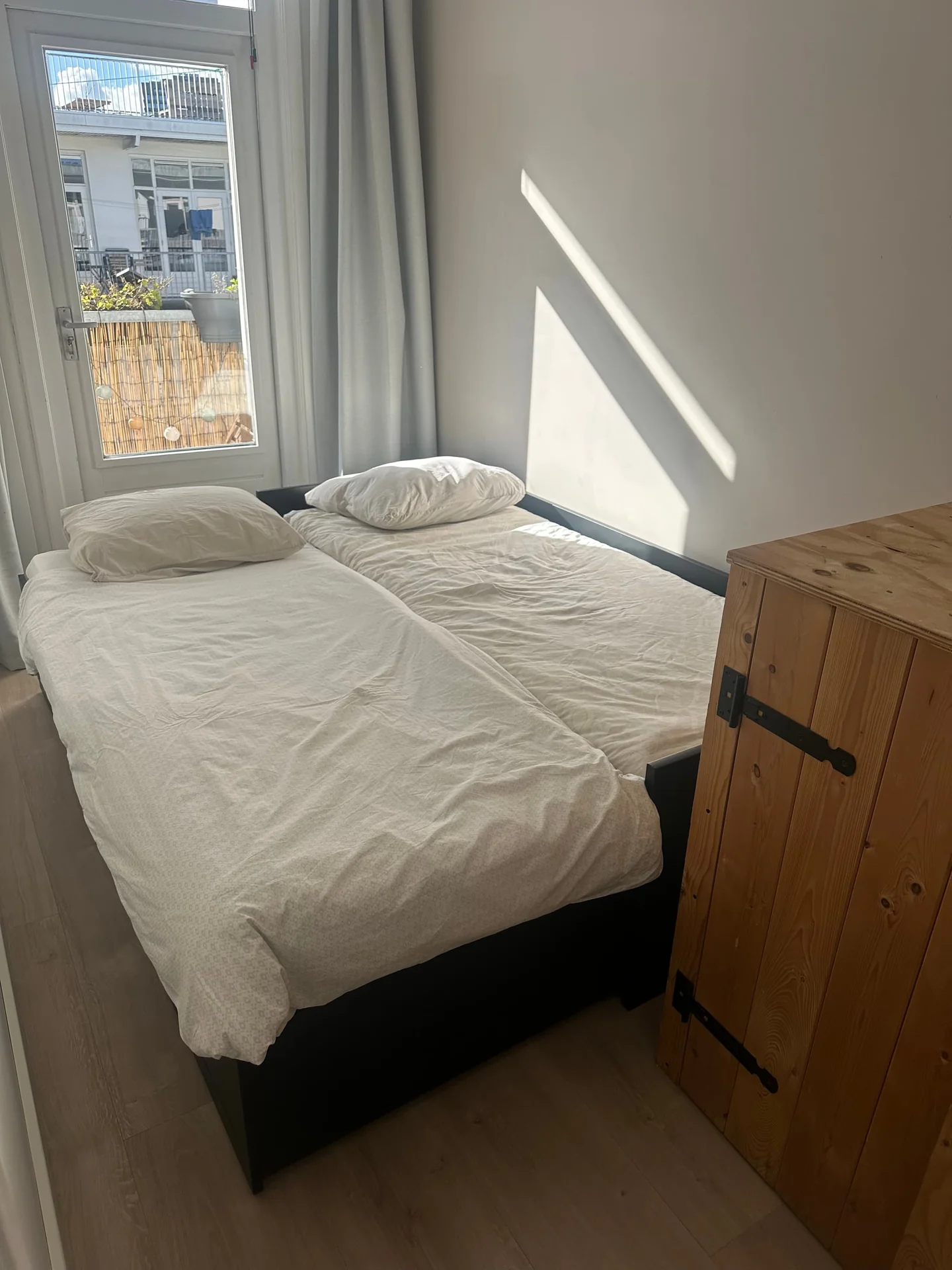 Foto van de Appartement gelegen aan de Hoofdweg in Amsterdam