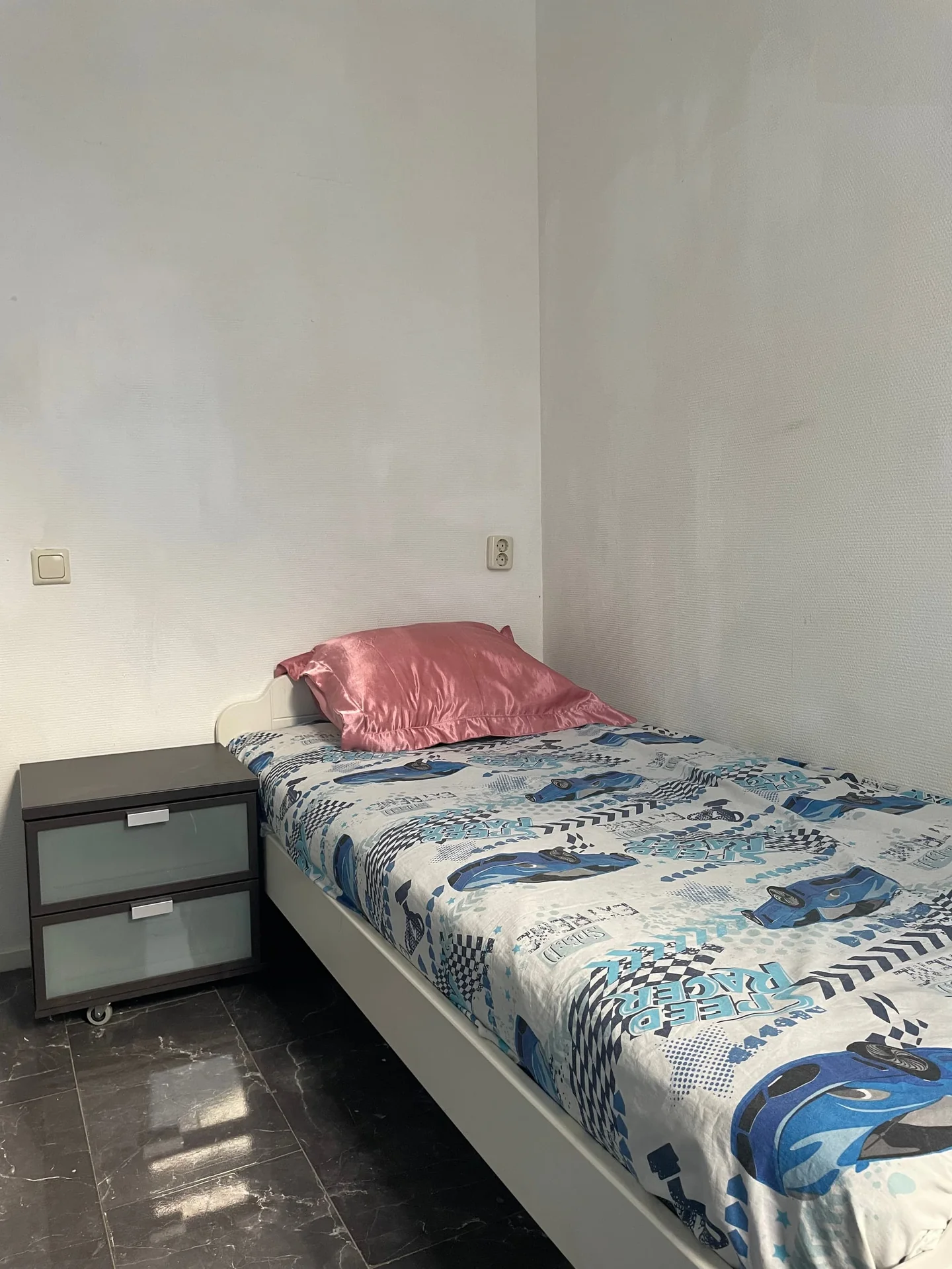 Foto van de Kamer gelegen aan de Jacob Catsstraat in Rotterdam