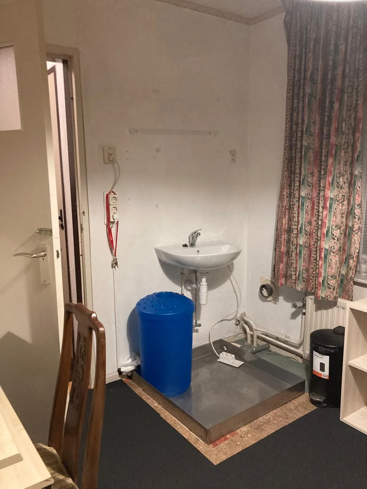 geblurde versie van de foto als achtergrond