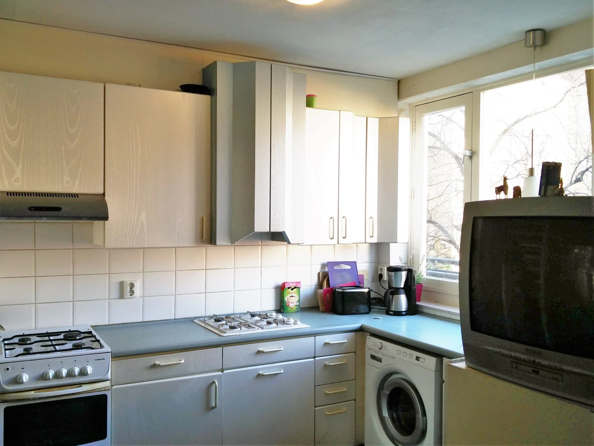 geblurde versie van de foto als achtergrond