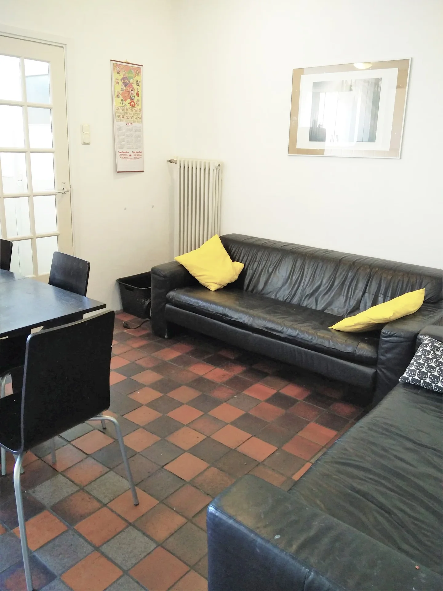 geblurde versie van de foto als achtergrond