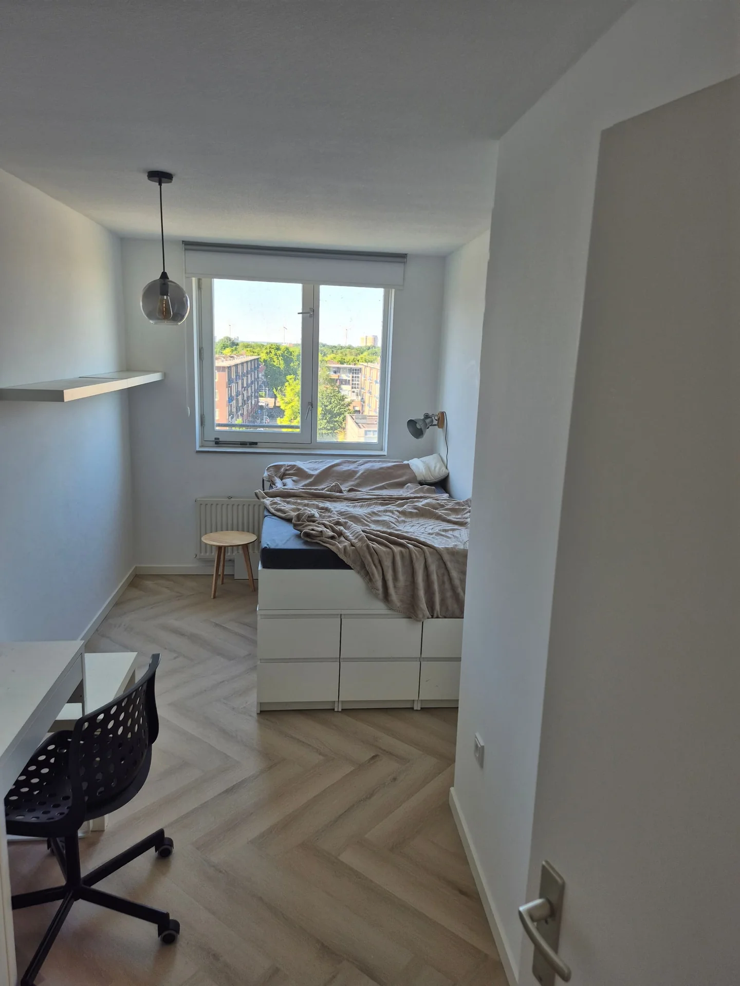 Foto van de Kamer gelegen aan de Cornelis van Rijplantsoen in Amsterdam