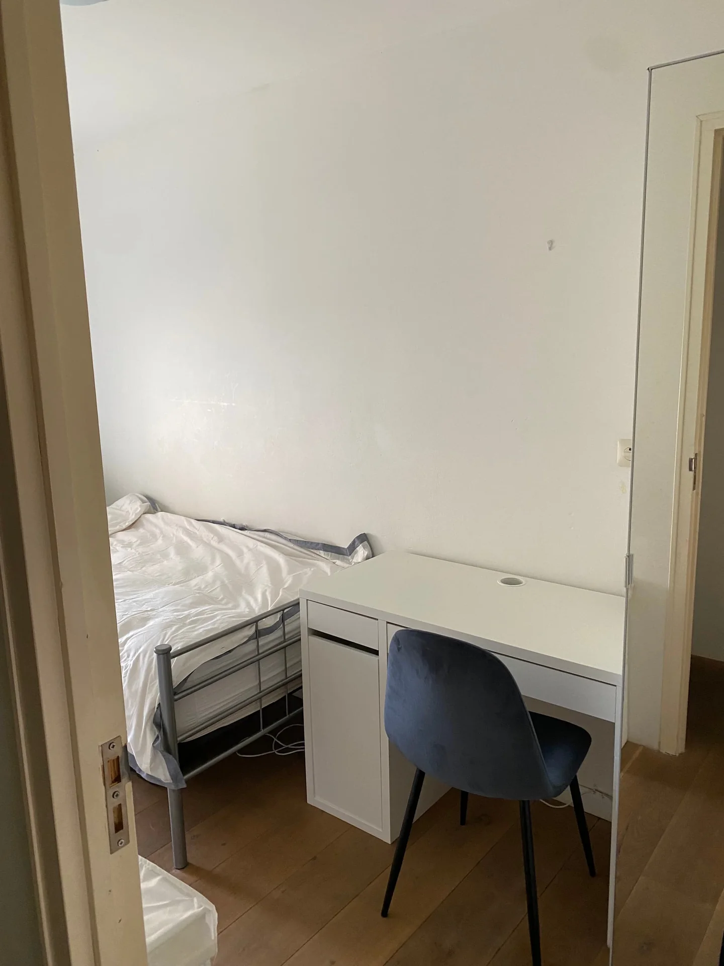 Foto van de Kamer gelegen aan de Frederikstraat in Rotterdam