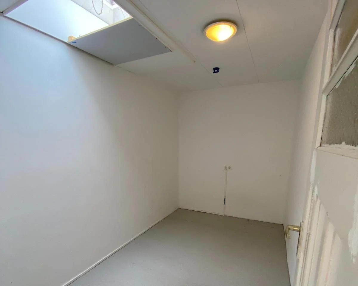 Foto van de Studio gelegen aan de Mathenesserweg in Rotterdam