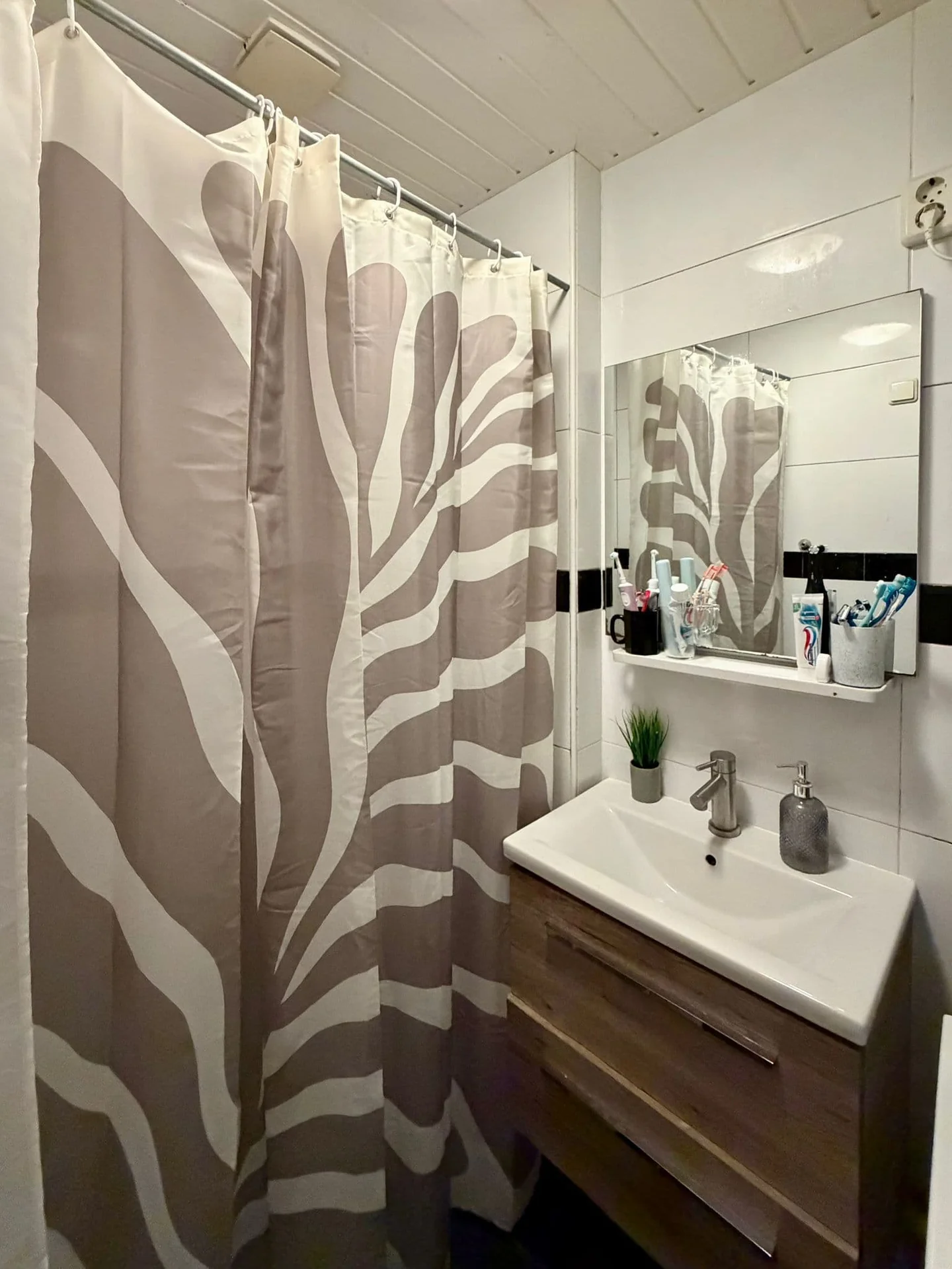 Foto van de Kamer gelegen aan de Jacques Veltmanstraat in Amsterdam