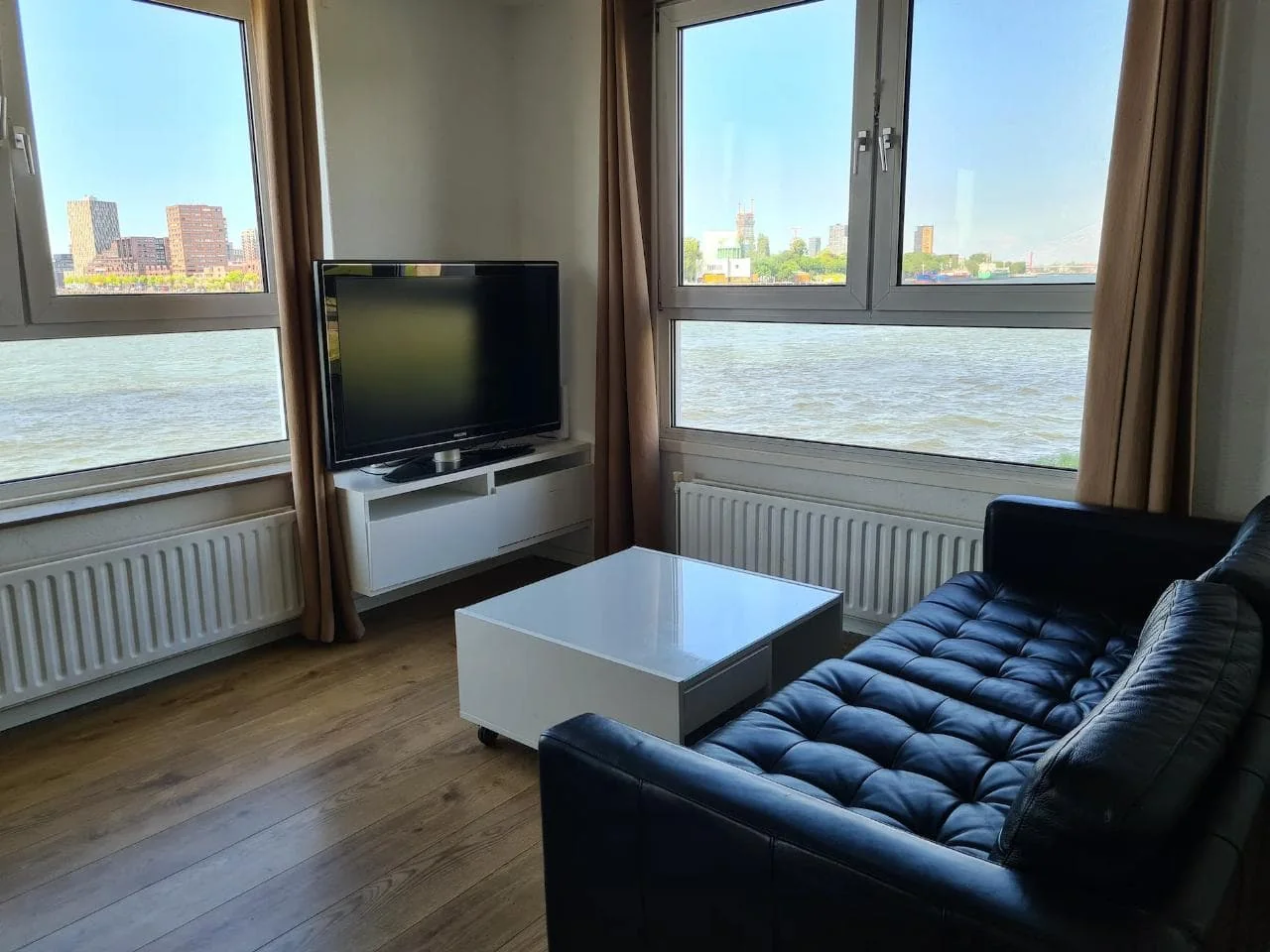 Foto van de Appartement gelegen aan de Sint-Janshaven in Rotterdam