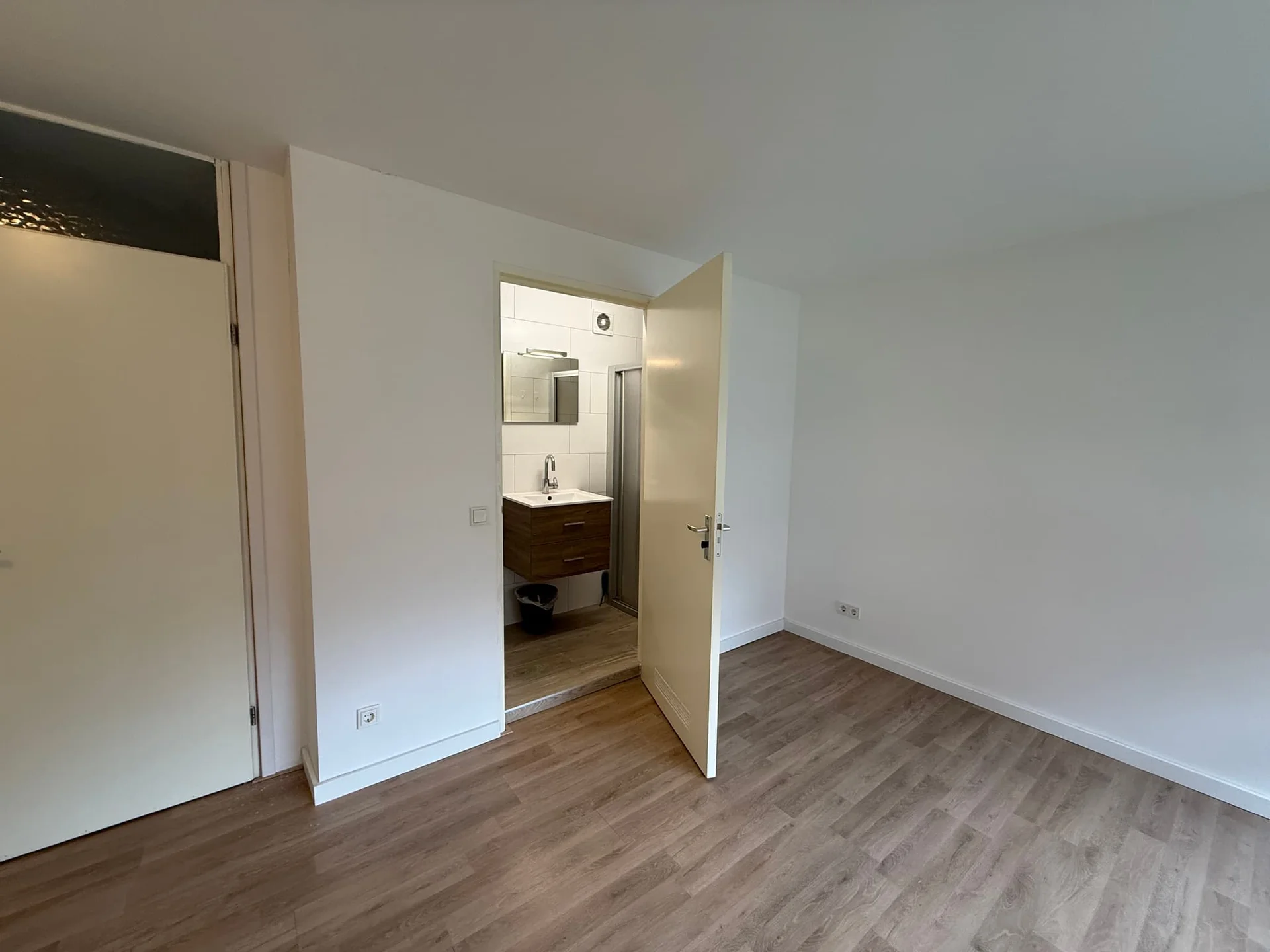 Foto van de Kamer gelegen aan de Pieter Bothstraat in Den Haag