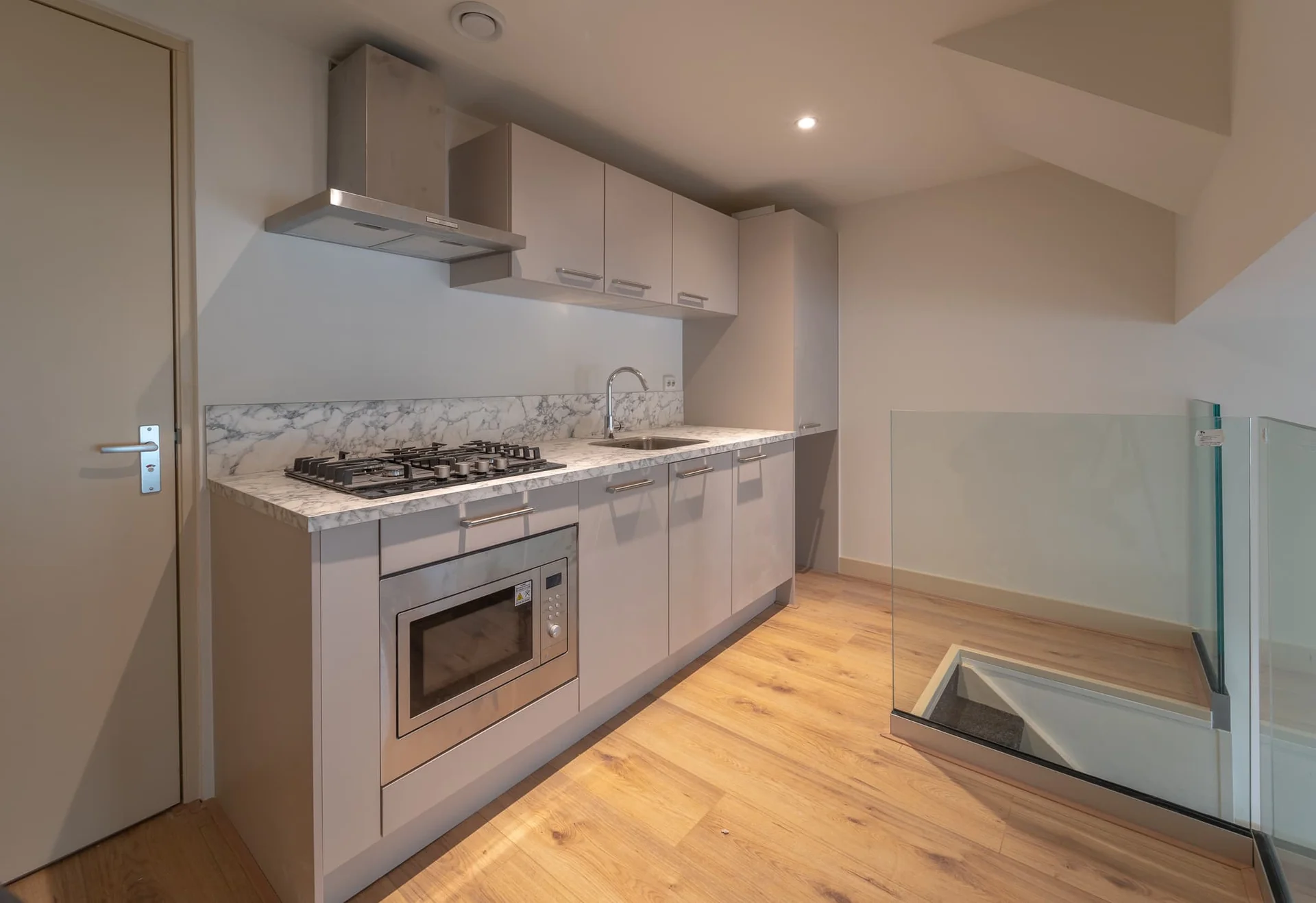 Foto van de Studio gelegen aan de Jozef Israelsstraat in Groningen