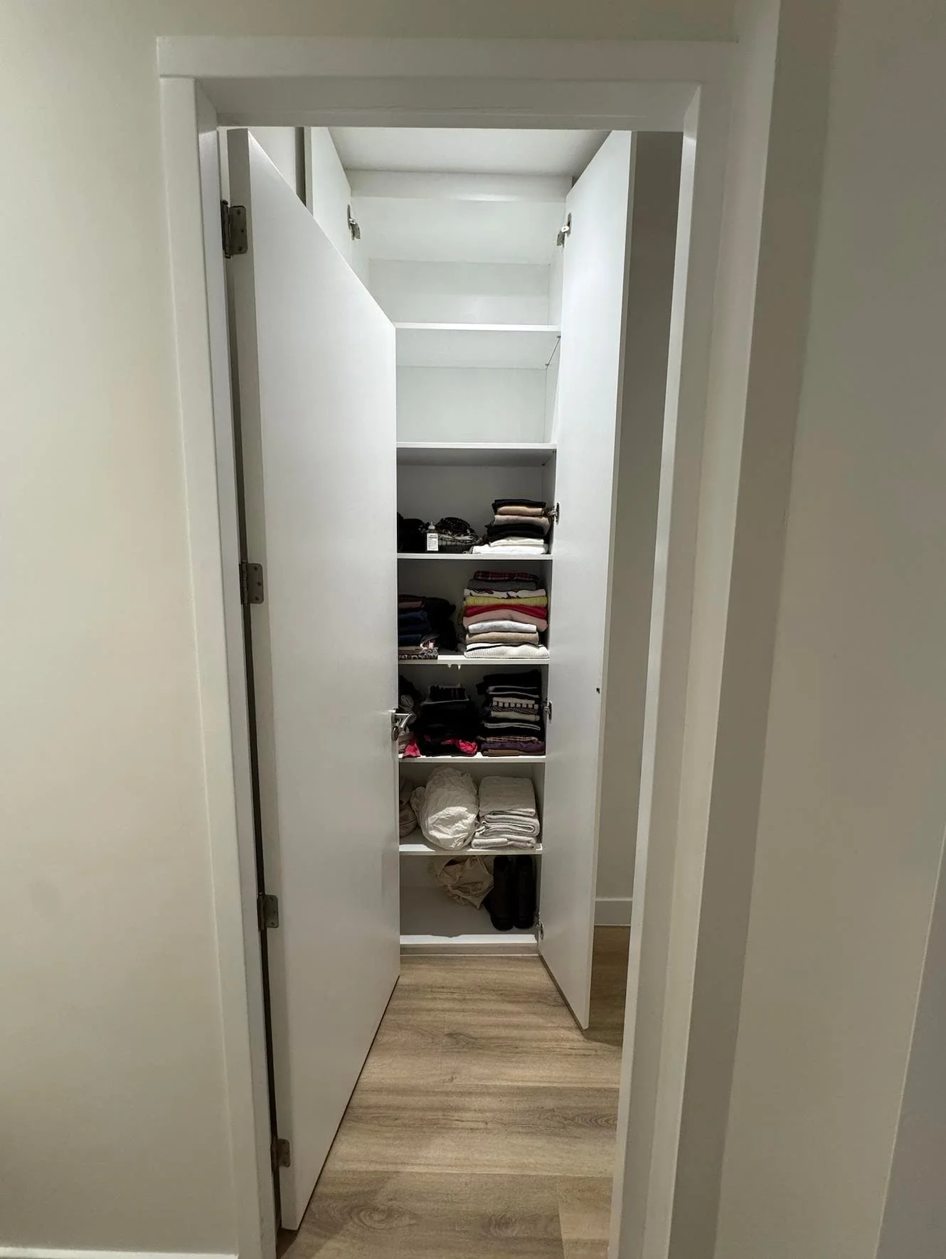 Foto van de Kamer gelegen aan de Van Woustraat in Amsterdam