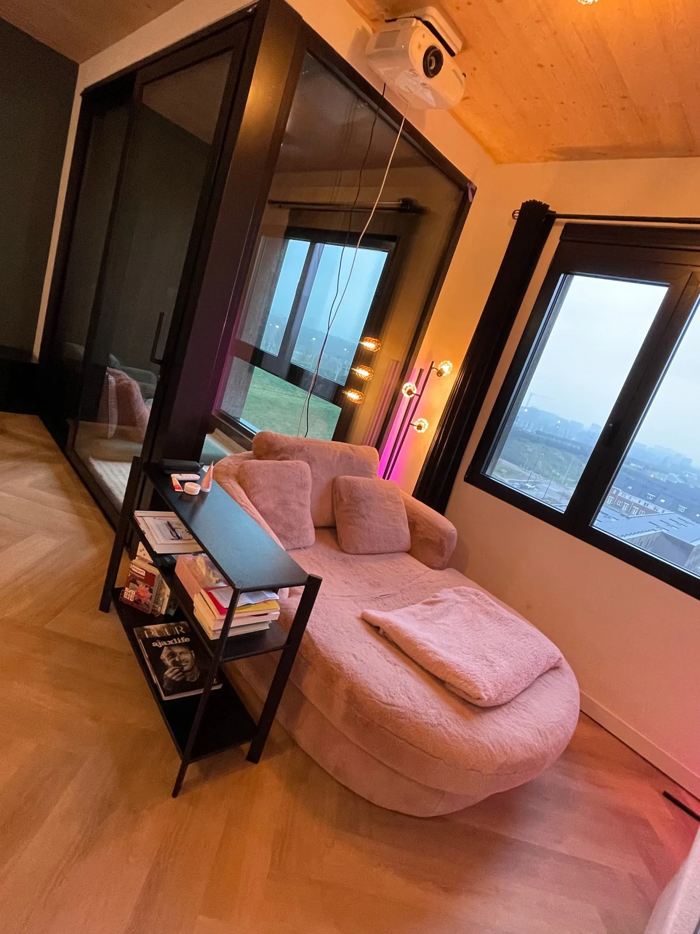 Foto van de Kamer gelegen aan de Gooise Kant in Amsterdam