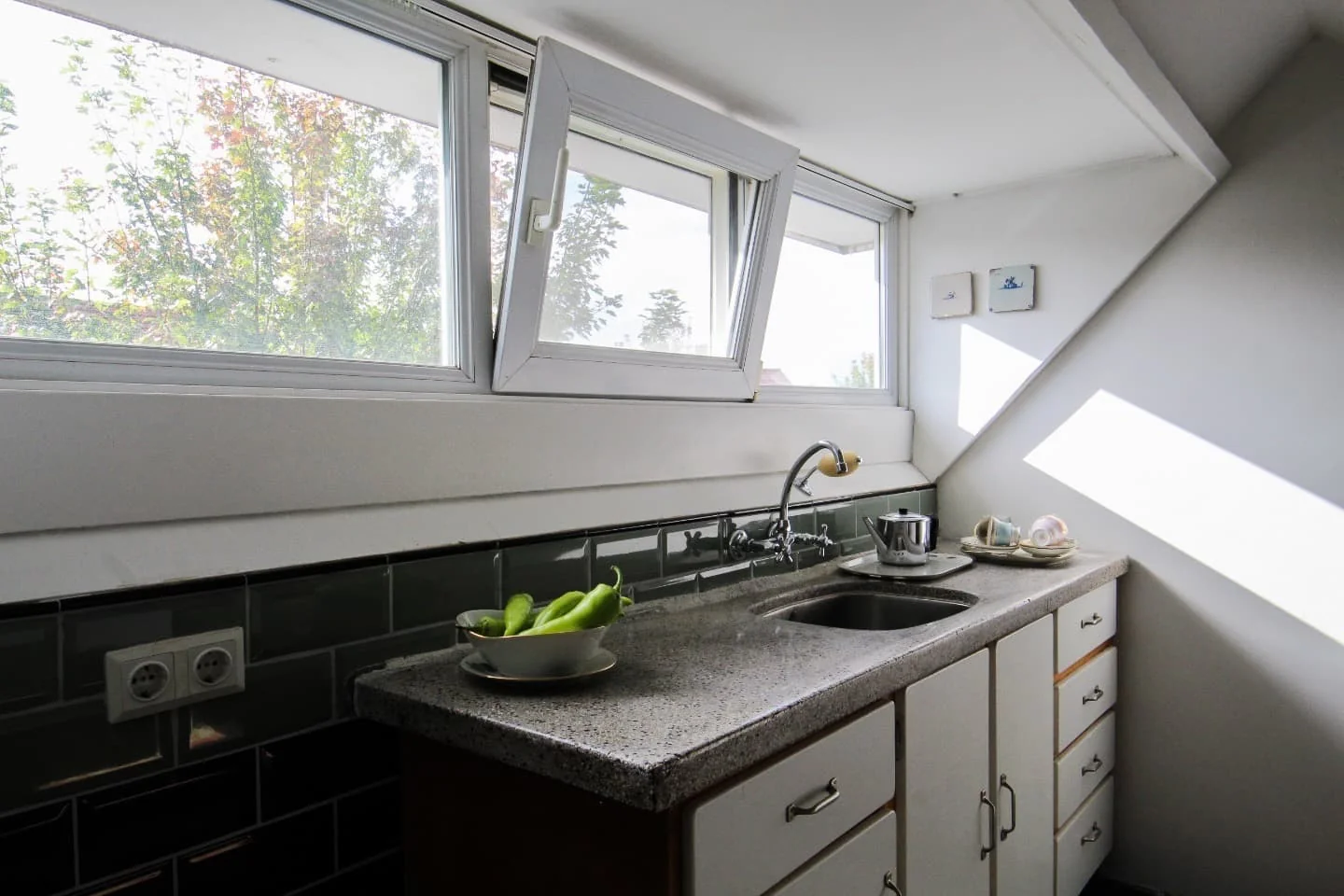 Foto van de Kamer gelegen aan de Armhoefstraat in Tilburg