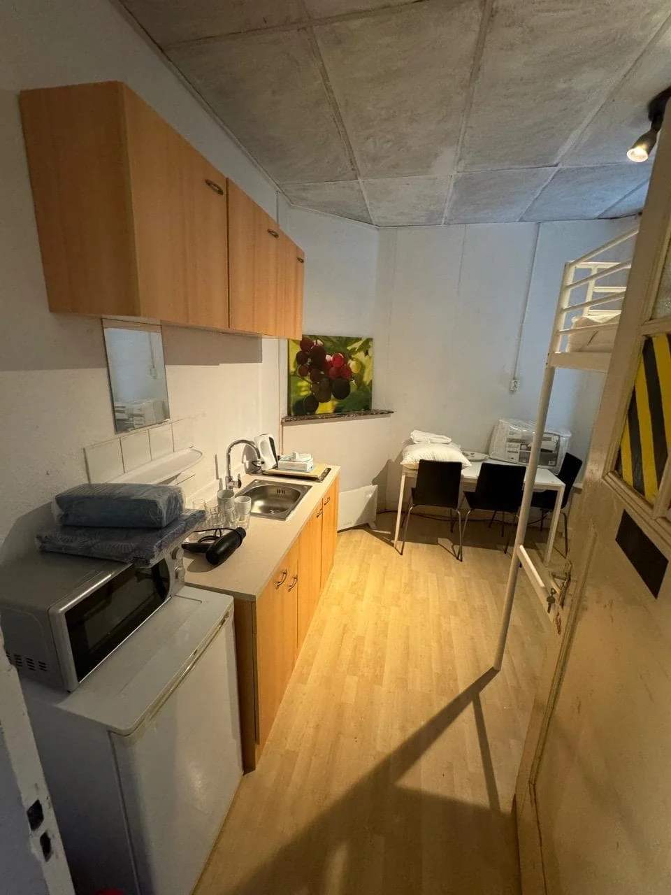 Foto van de Kamer gelegen aan de Meeuwerderbaan in Groningen