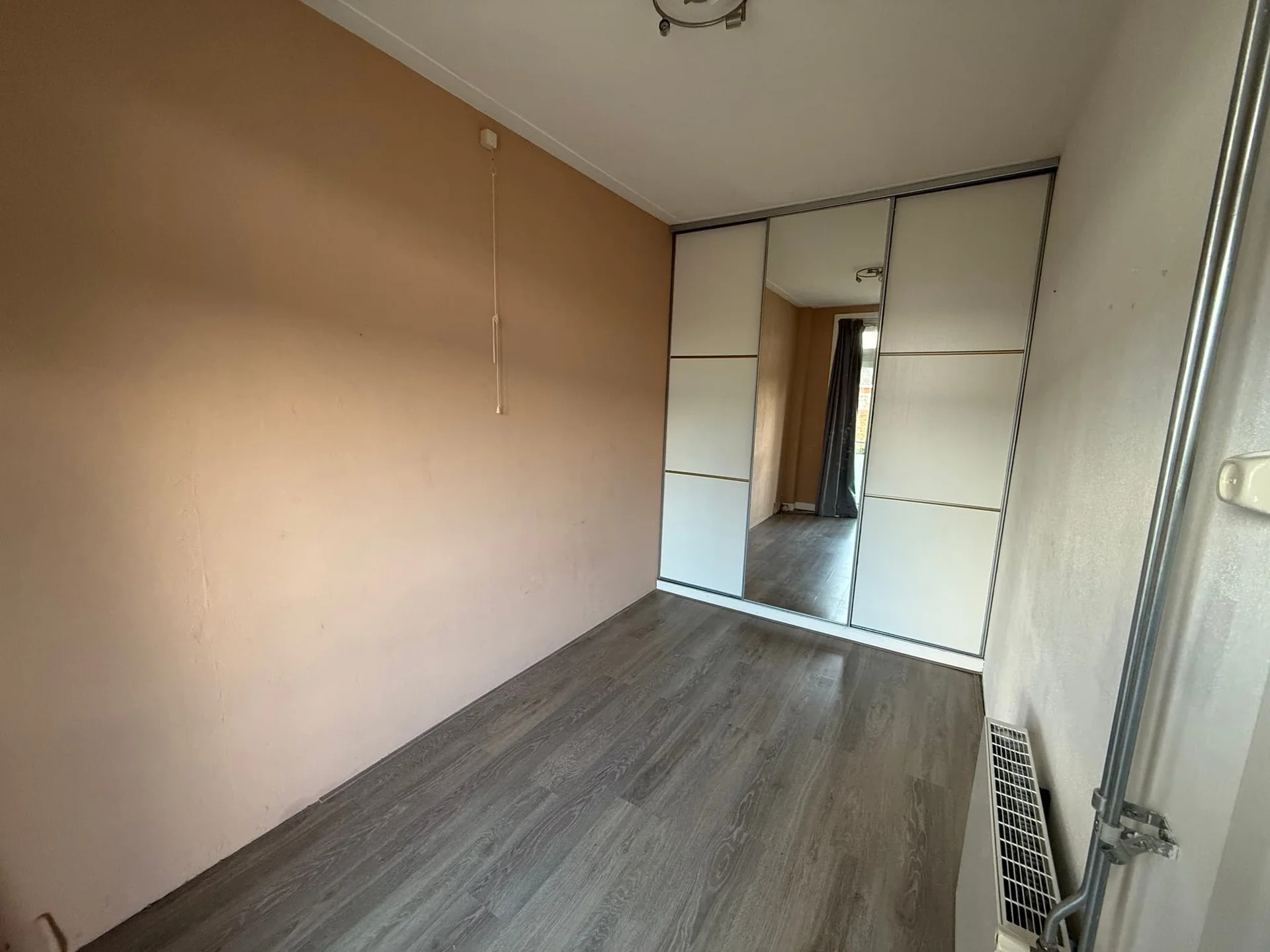 Foto van de Kamer gelegen aan de Van Swinderenstraat in Groningen