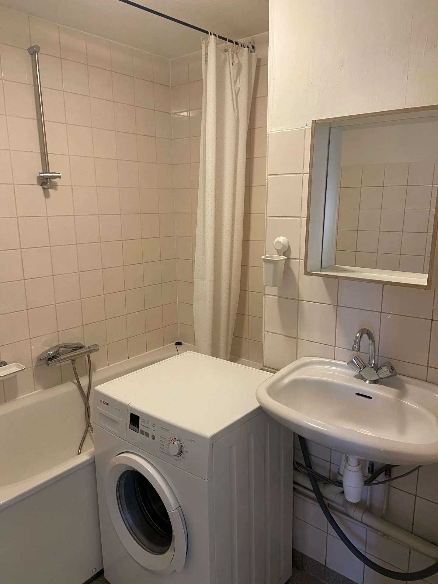 Foto van de Kamer gelegen aan de Topaasstraat in Groningen