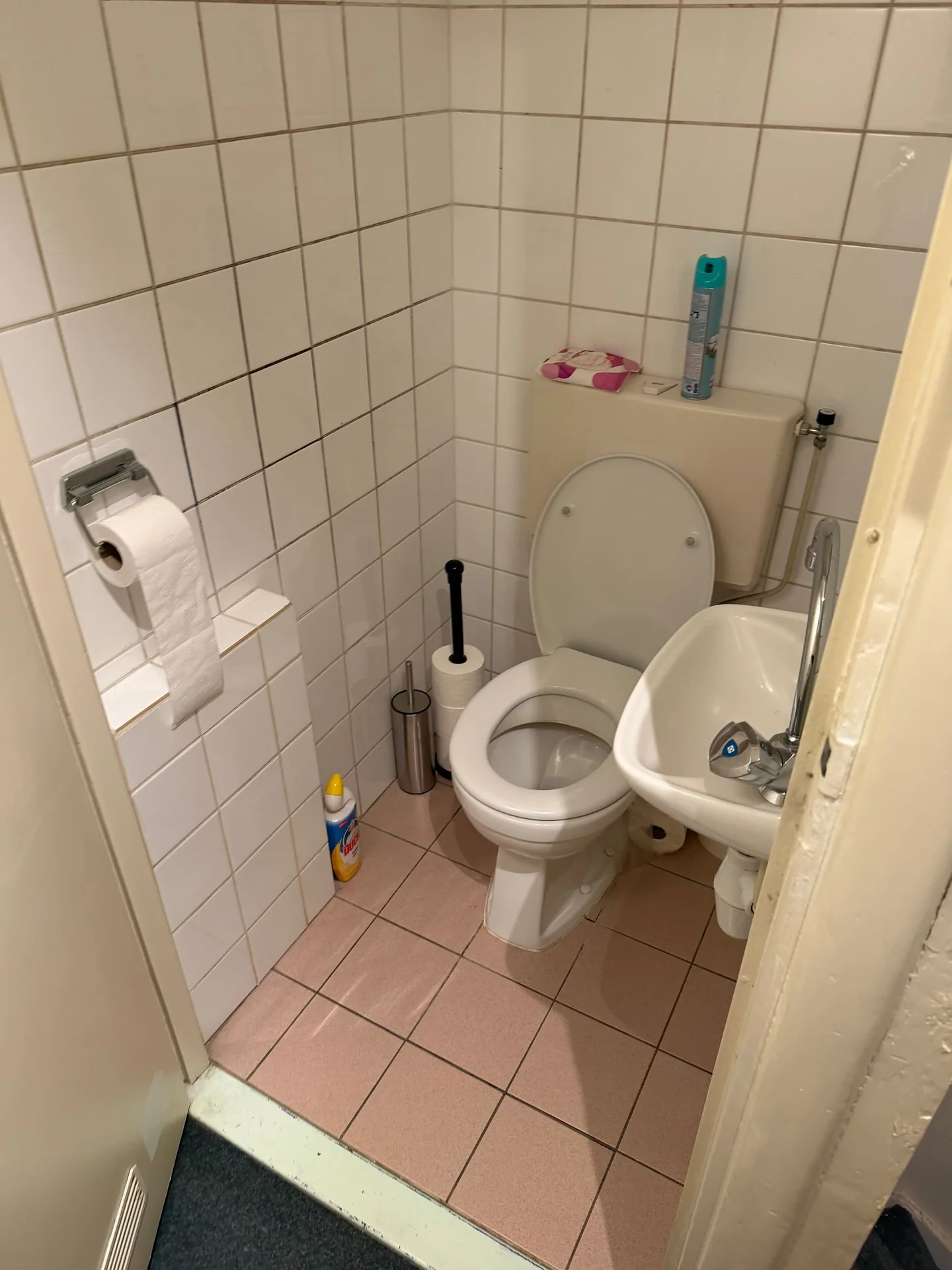 Foto van de Kamer gelegen aan de Molukkenstraat in Groningen