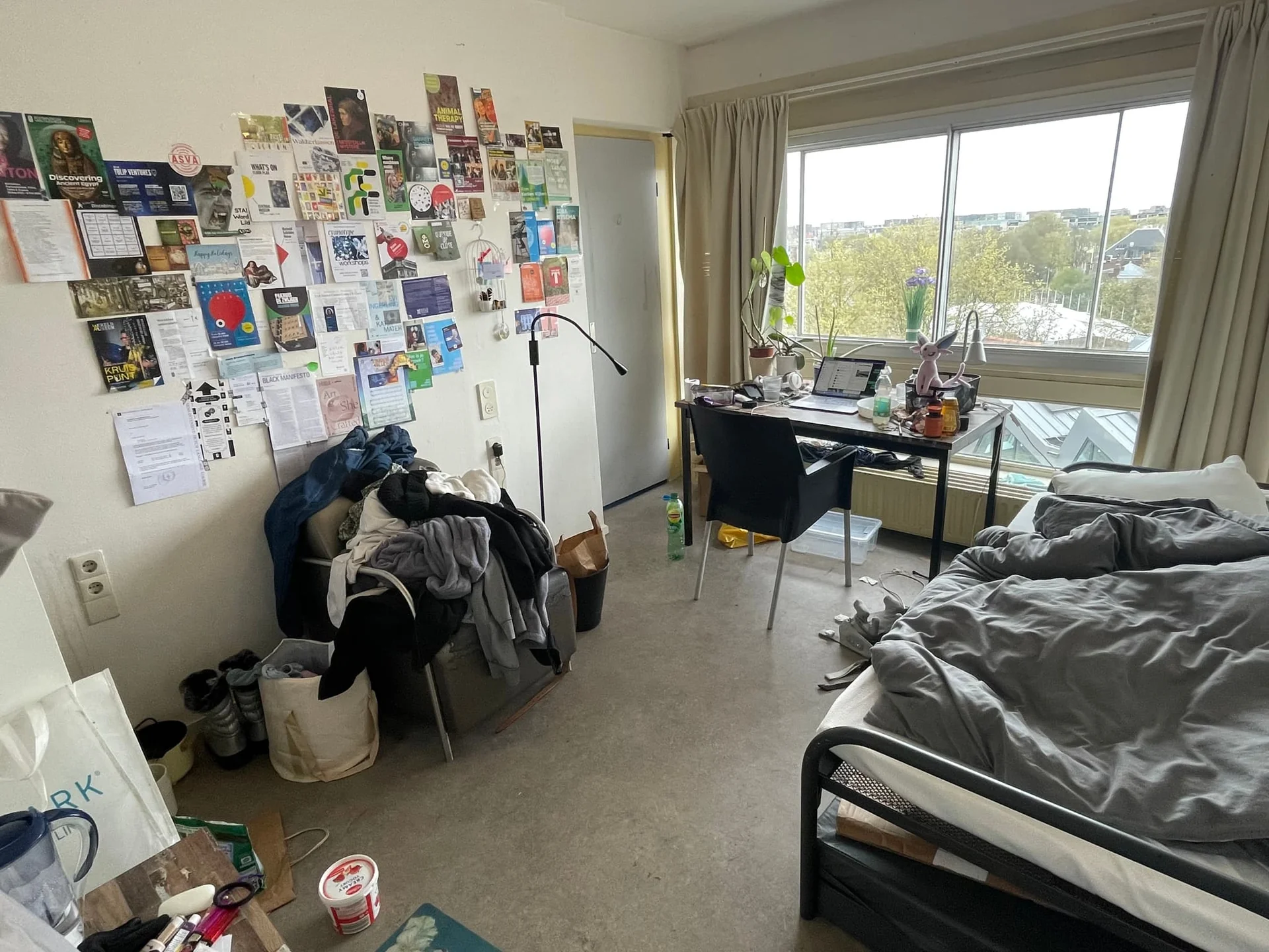 Foto van de Kamer gelegen aan de Weesperstraat in Amsterdam