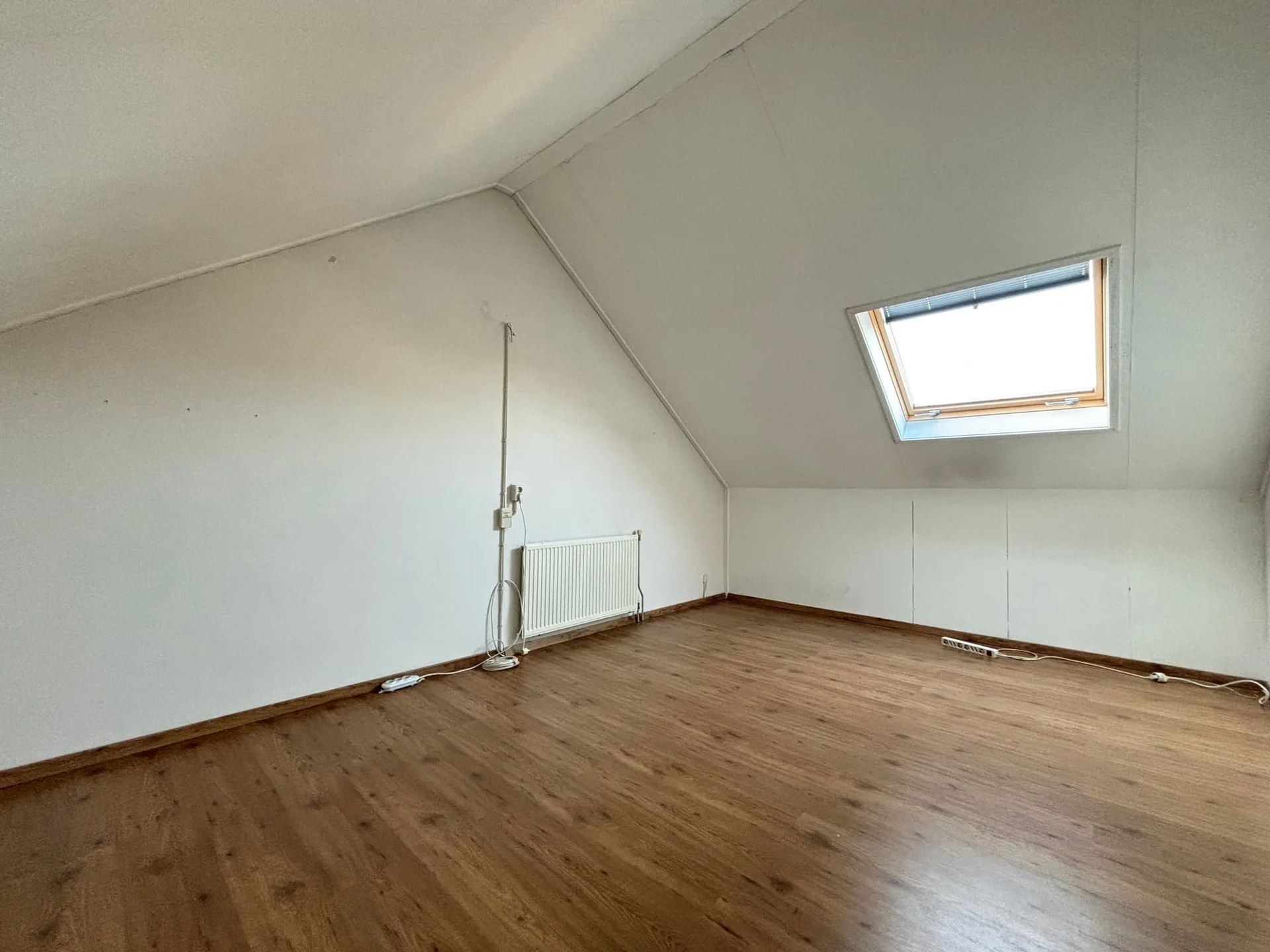 Foto van de Kamer gelegen aan de Leisteenstraat in Groningen