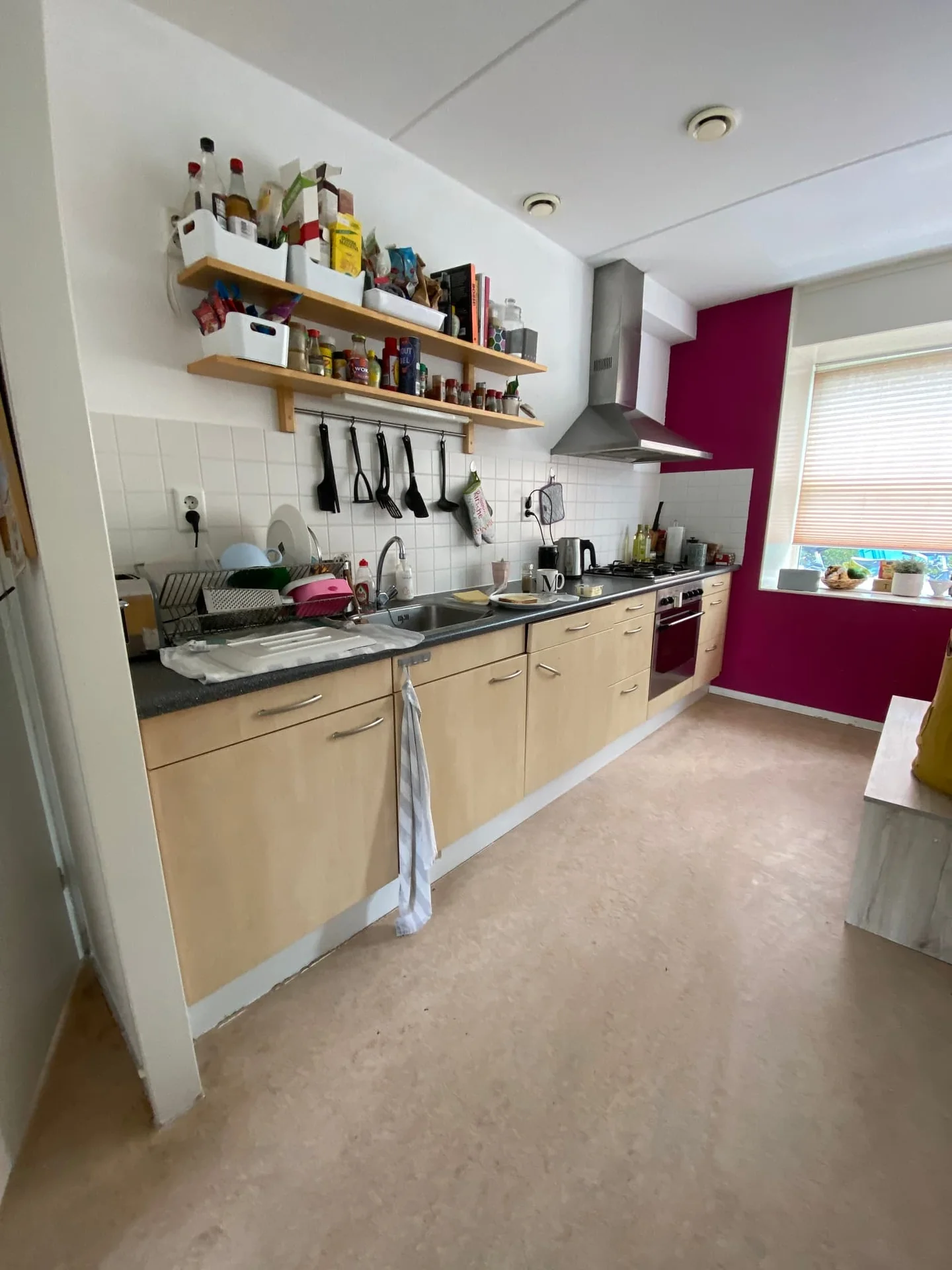 Foto van de Kamer gelegen aan de Leisteenstraat in Groningen