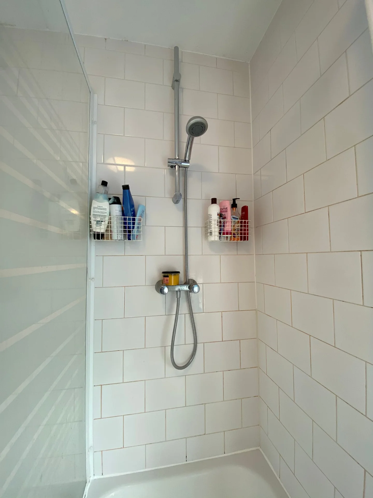 Foto van de Kamer gelegen aan de Leisteenstraat in Groningen