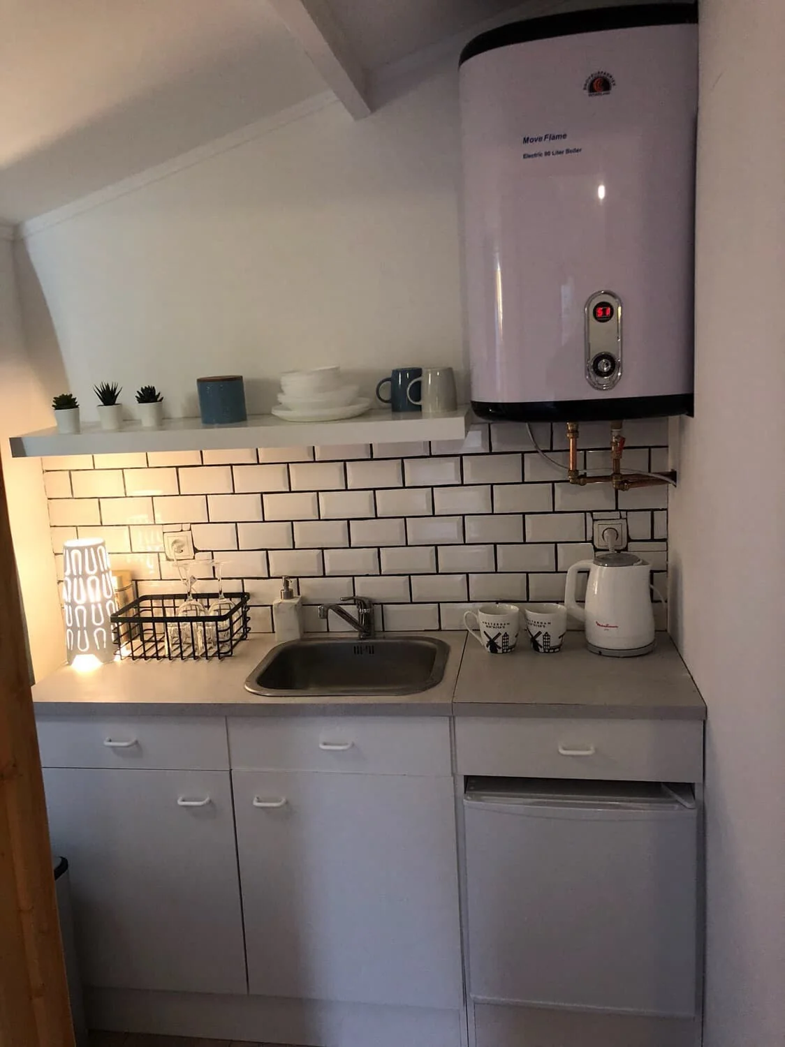 Foto van de Studio gelegen aan de Juttepeerpad in Amsterdam