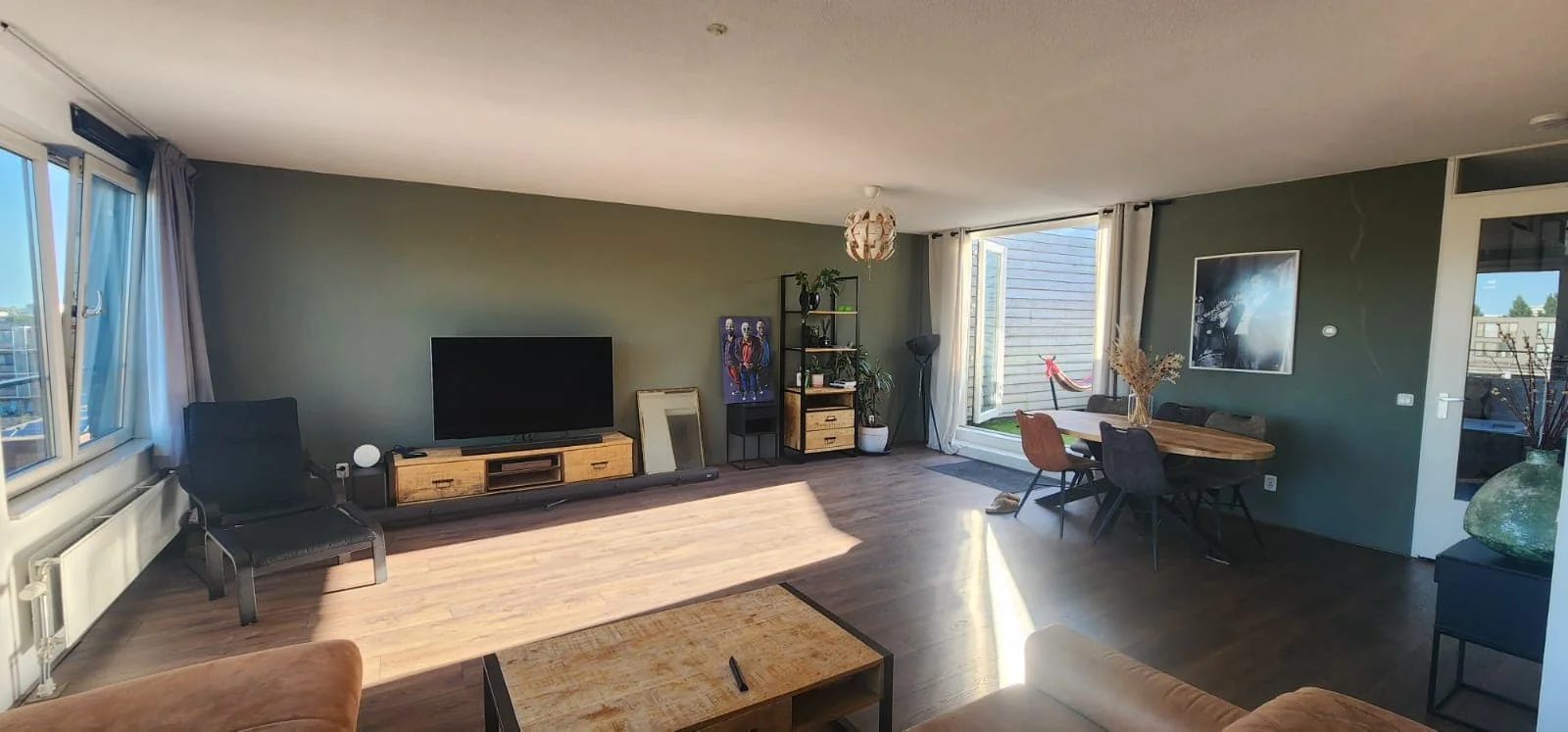 Foto van de Kamer gelegen aan de Leonard Springerlaan in Groningen