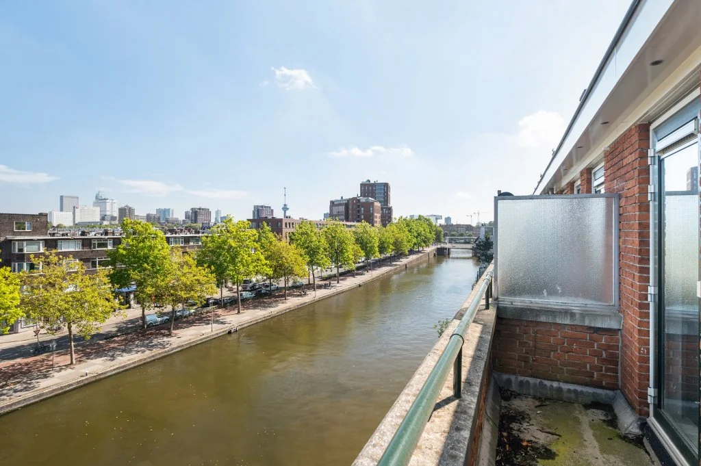 Foto van de Appartement gelegen aan de Mathenesserdijk in Rotterdam