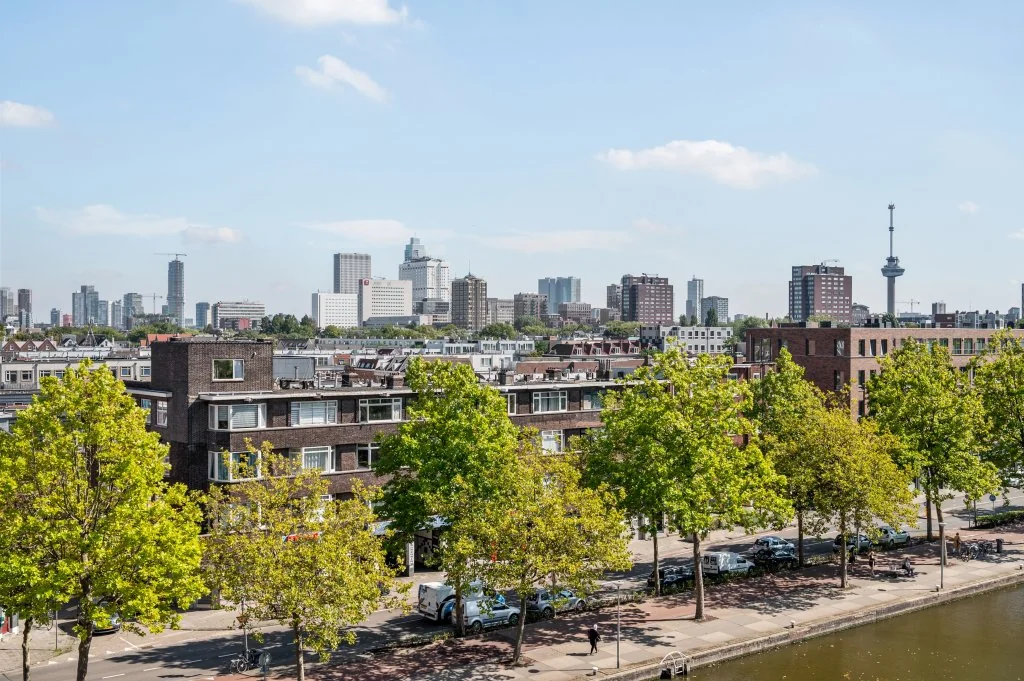 Foto van de Appartement gelegen aan de Mathenesserdijk in Rotterdam