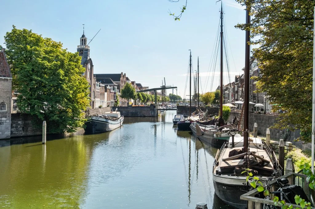Foto van de Appartement gelegen aan de Mathenesserdijk in Rotterdam